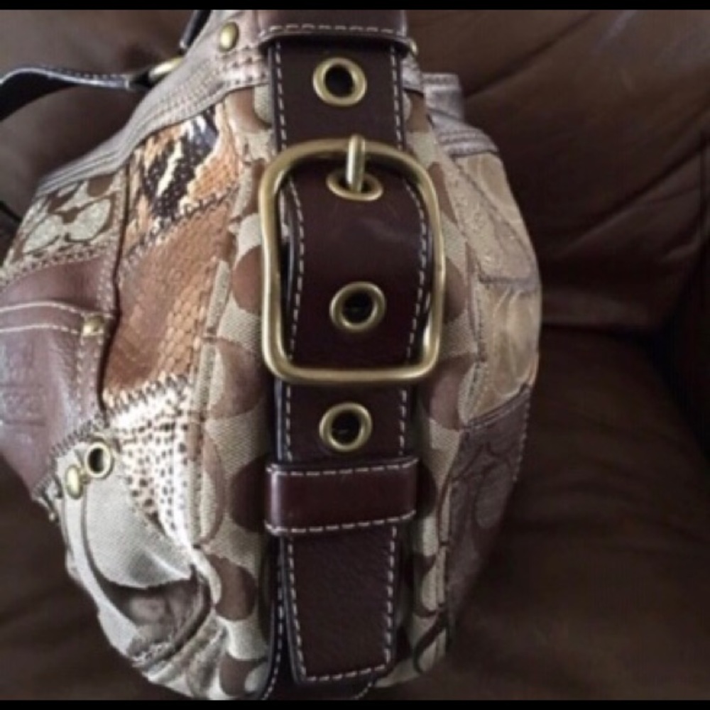 Coach Bag - Picture 3 of 6